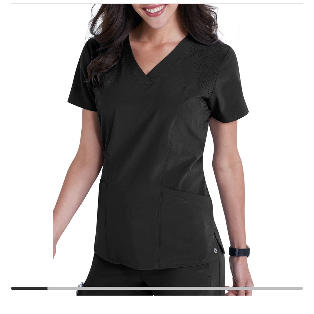Womens barco one scrub shirts size small black. Two shirts